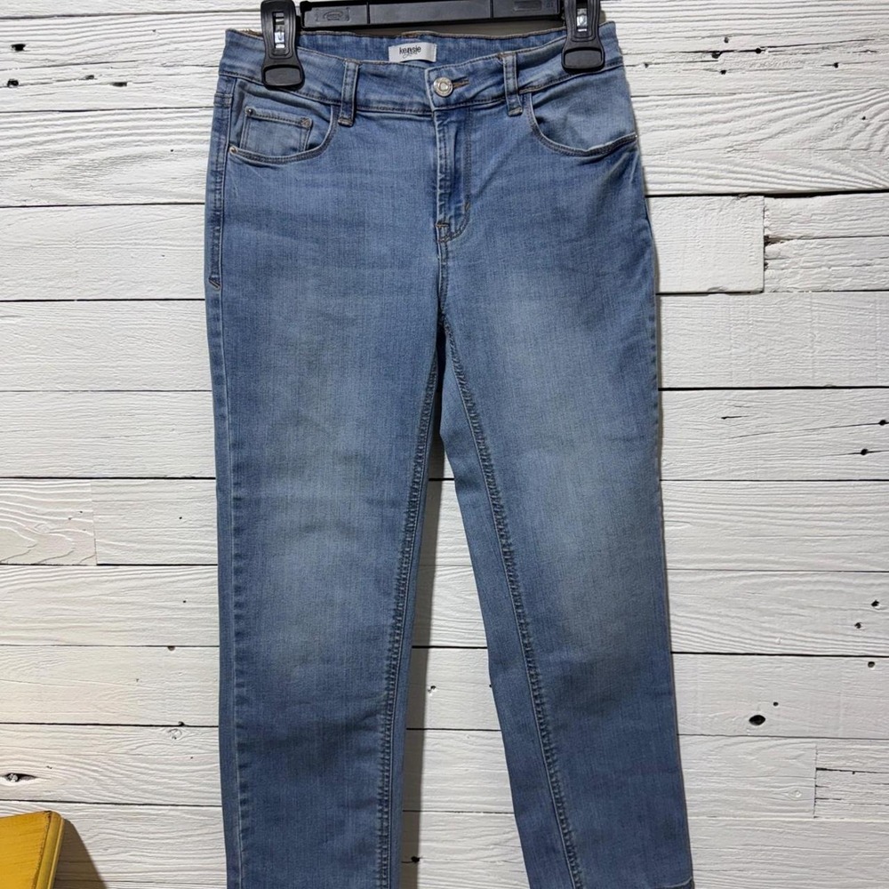 Kensie Jeans Womens 2/26 Medium Wash Straight Leg Stretch Blue Denim Pants